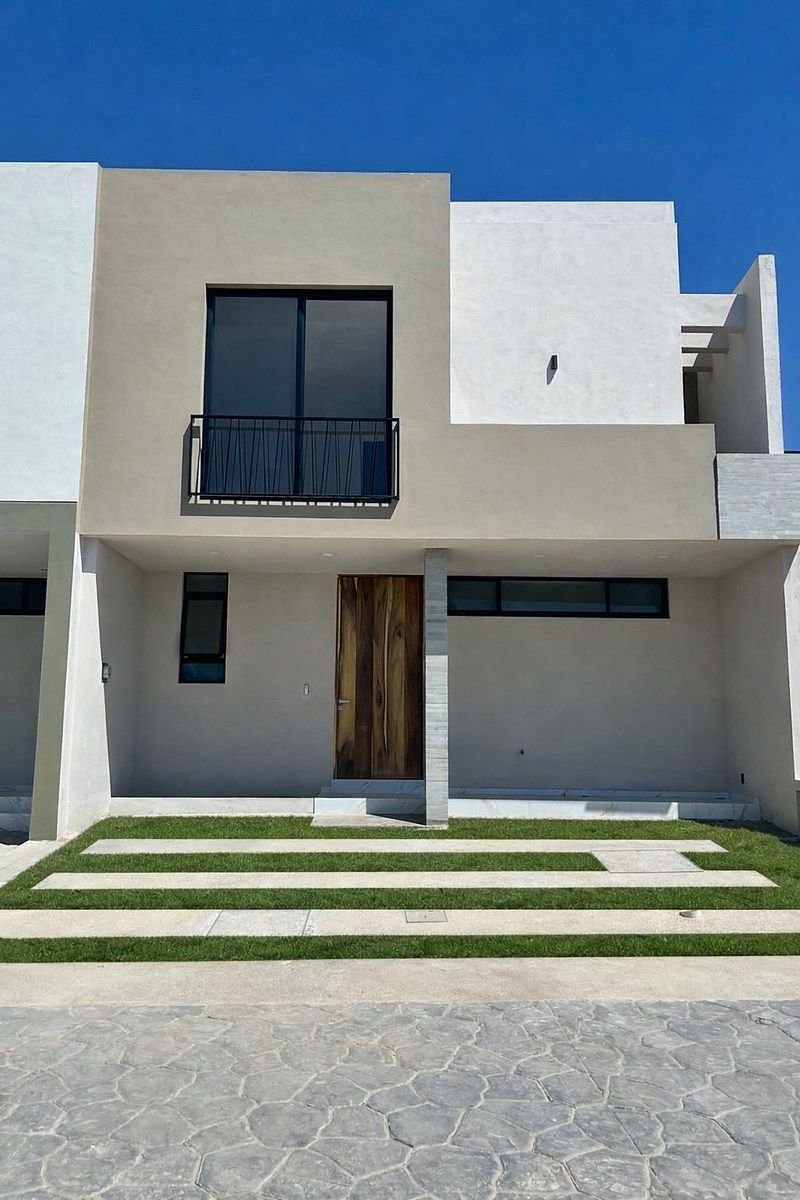 CASA EN VENTA EN VALLE IMPERIAL - COTO MAPLES