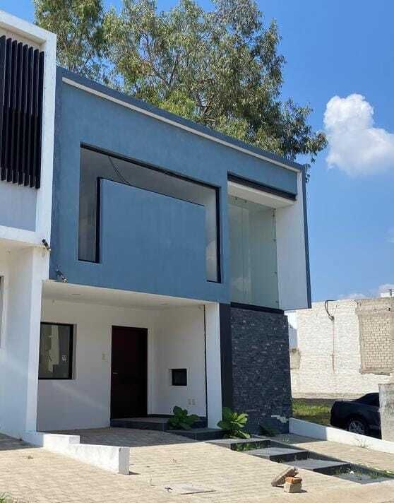CASA EN VENTA EN FRACCIONAMIENTO CASA FUERTE 77